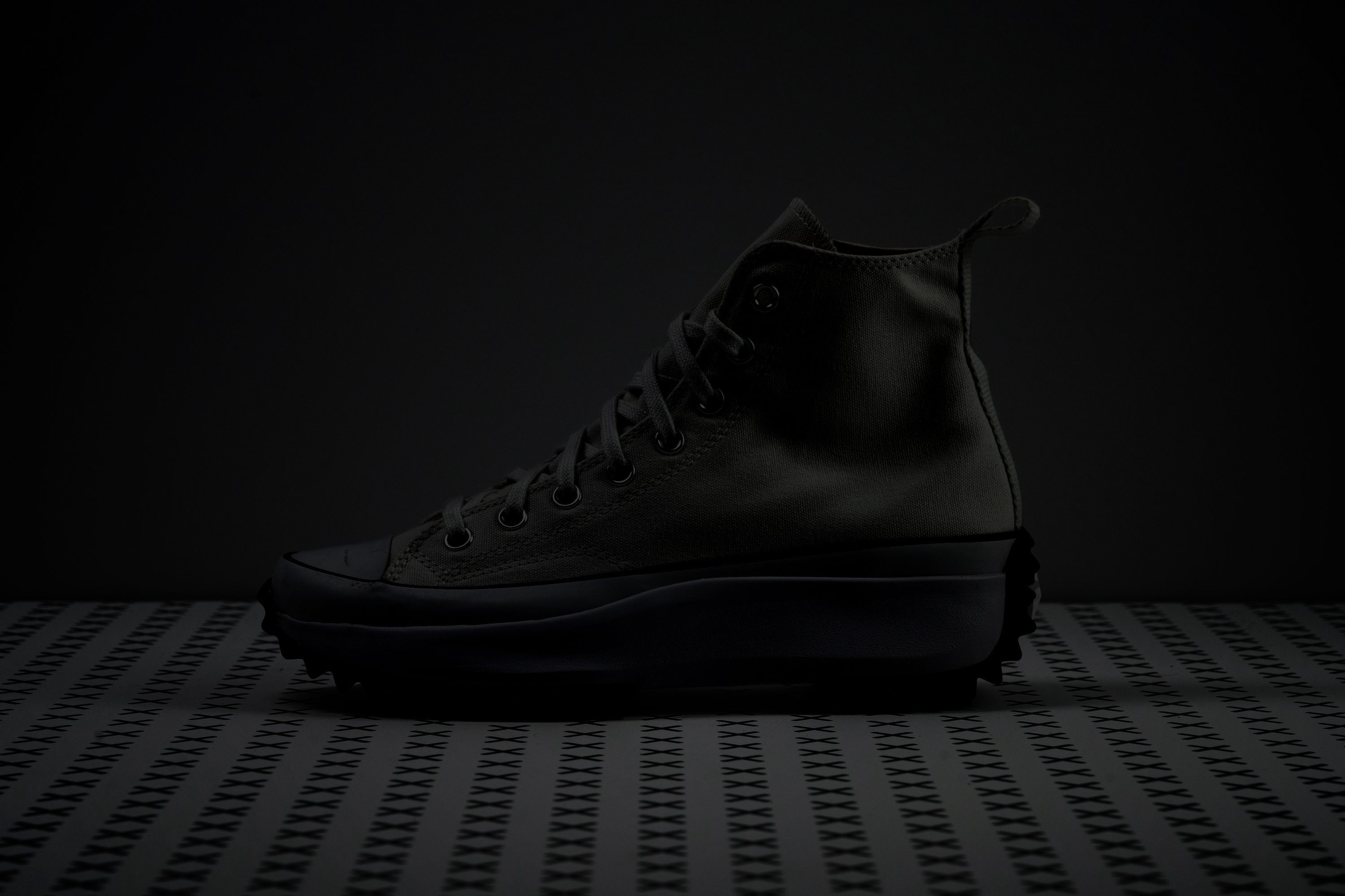 Converse Run Star Hike Reflective elements