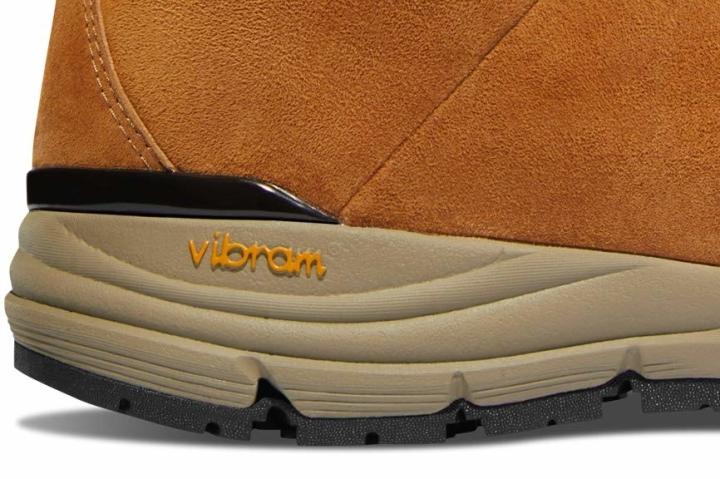 Want a reliable boot that offers grip and traction in cold weather midsole