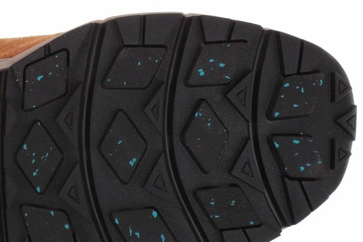 Want a reliable boot that offers grip and traction in cold weather Outsole 1.0