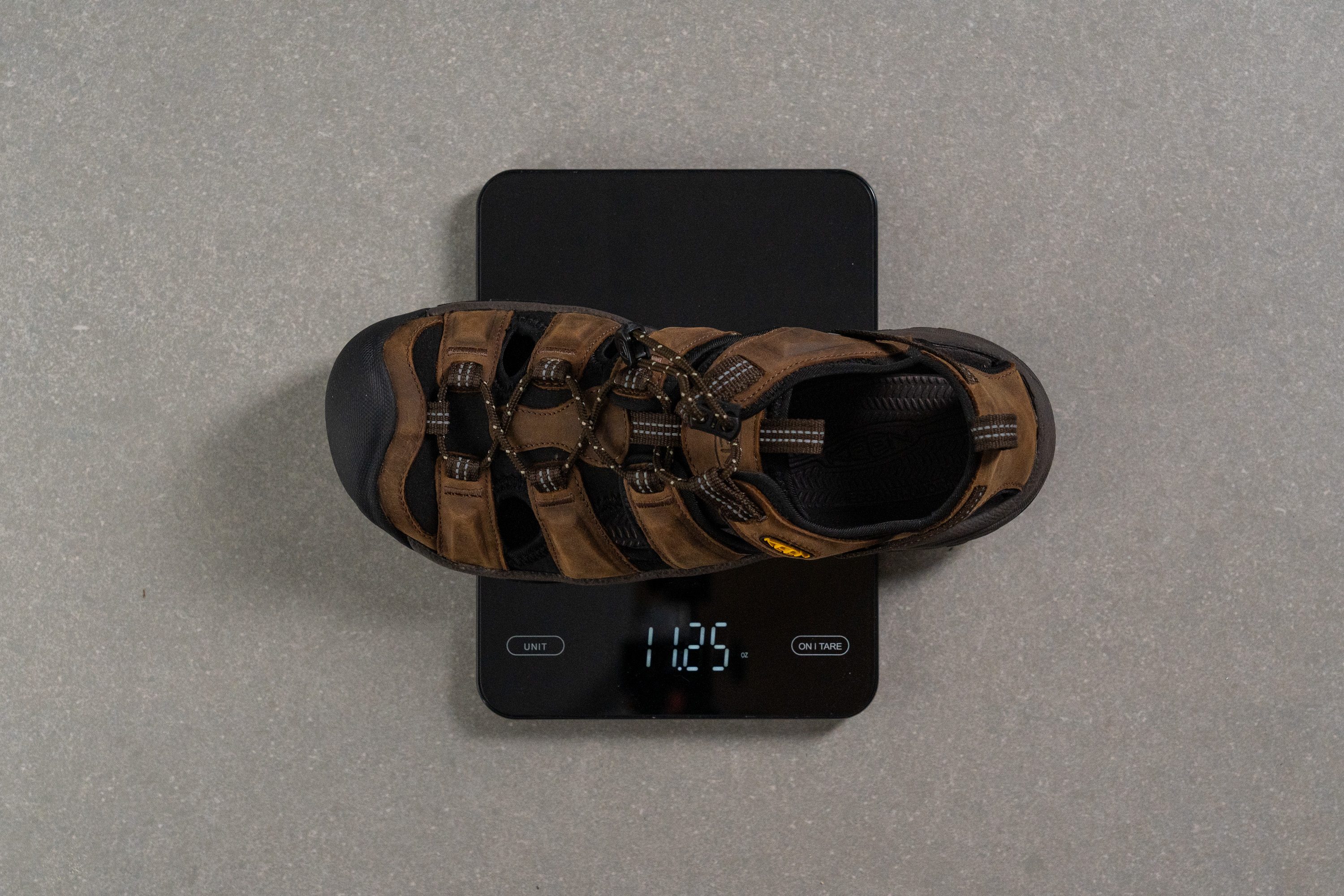 KEEN Targhee III Sandal Weight