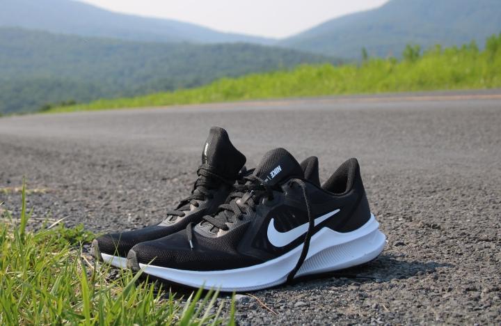 Objetado Bermad familia real Nike Downshifter 10 Review, Facts, Comparison | RunRepeat