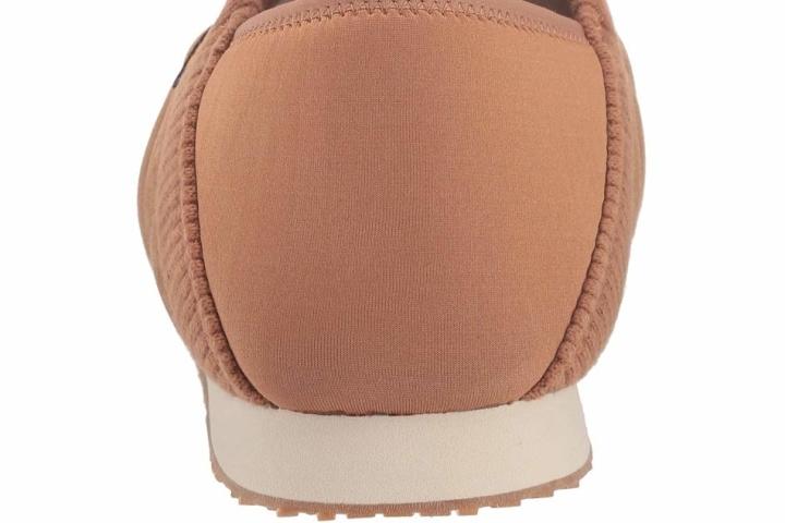 You want a shoe with a lightweight EVA midsole and cushioned footbed for a slipper-like comfort Shearling heel