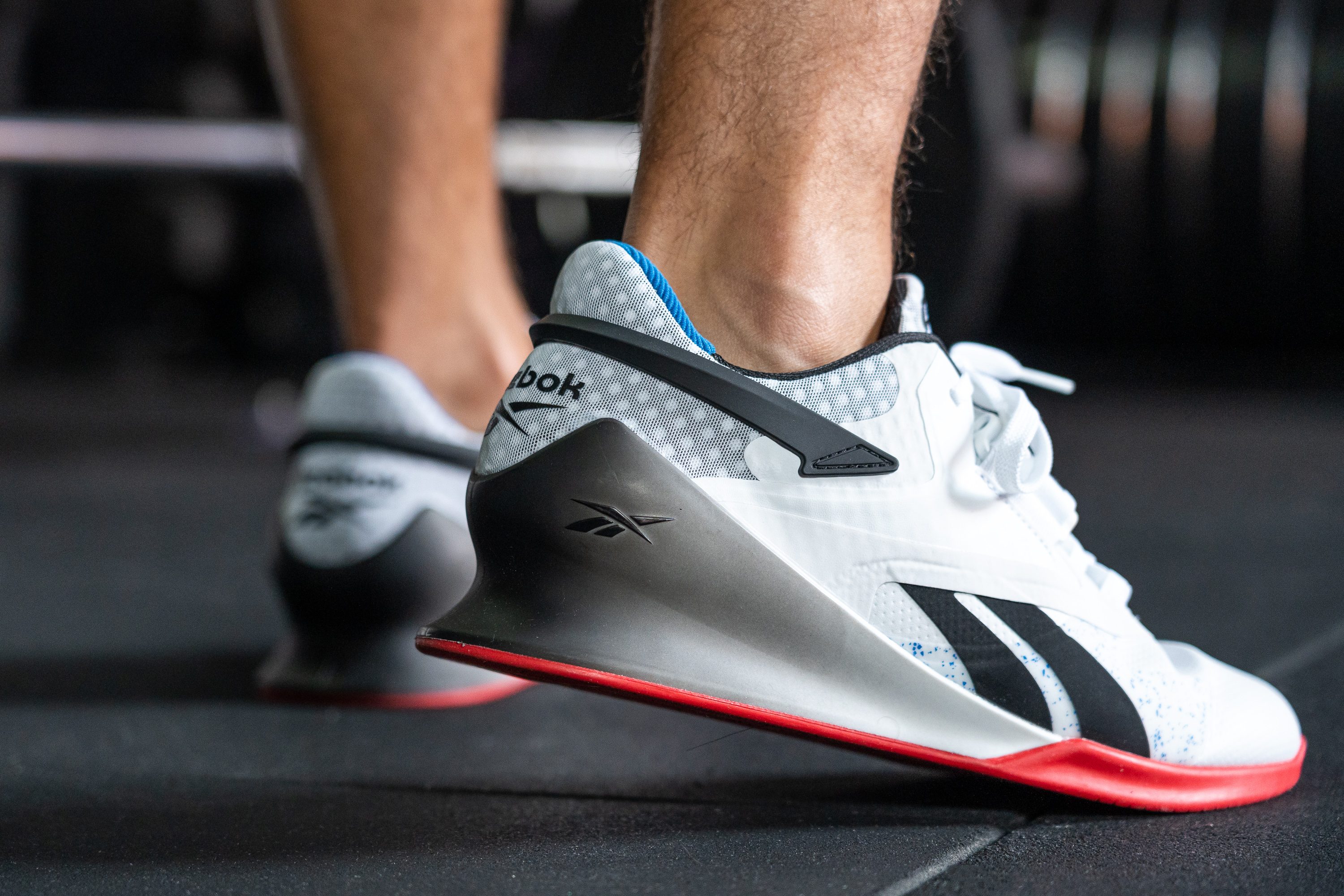 Cortadas por la mitad Analisis y review de las Reebok Legacy Lifter II RunRepeat