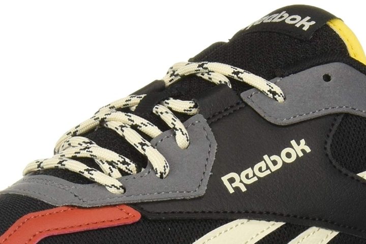 Футболка женская wor supremium 2.0 tee bl reebok Schuhe reebok-royal-dashonic-2-lacesside