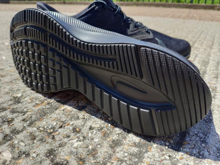 nike men's quest 3 review