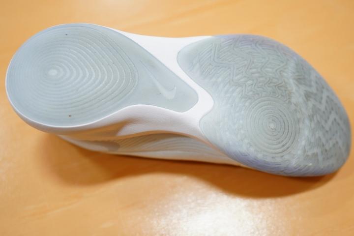 nike-precision-4-outsole.jpg