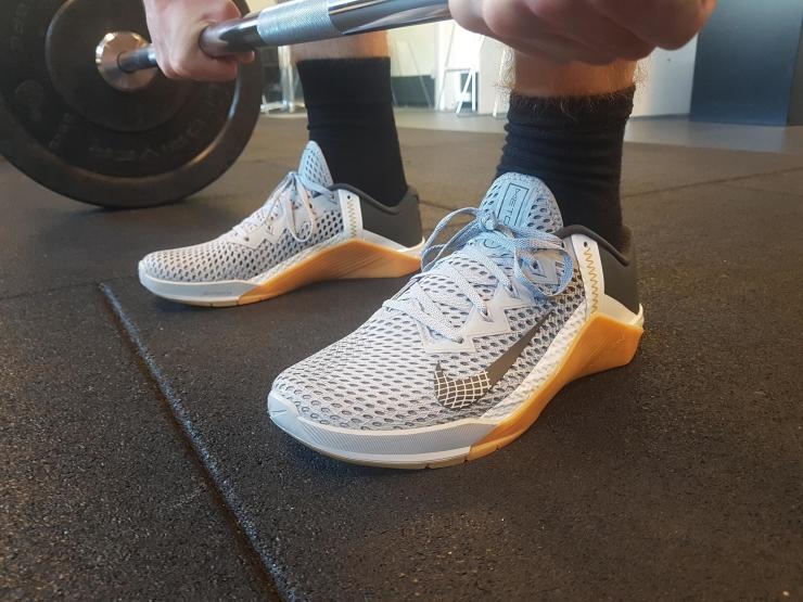 nike metcon flyknit 3 on feet