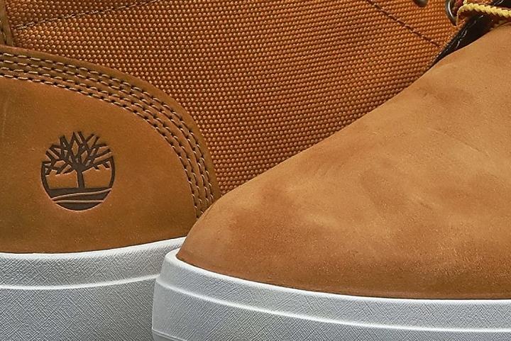 Timberland Davis Square Chukka Boots Logo