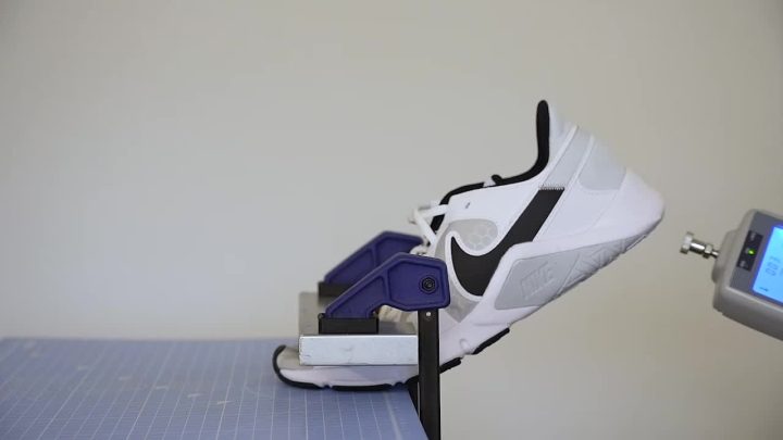 Nike Legend Essential 2 Flexibility Measurement