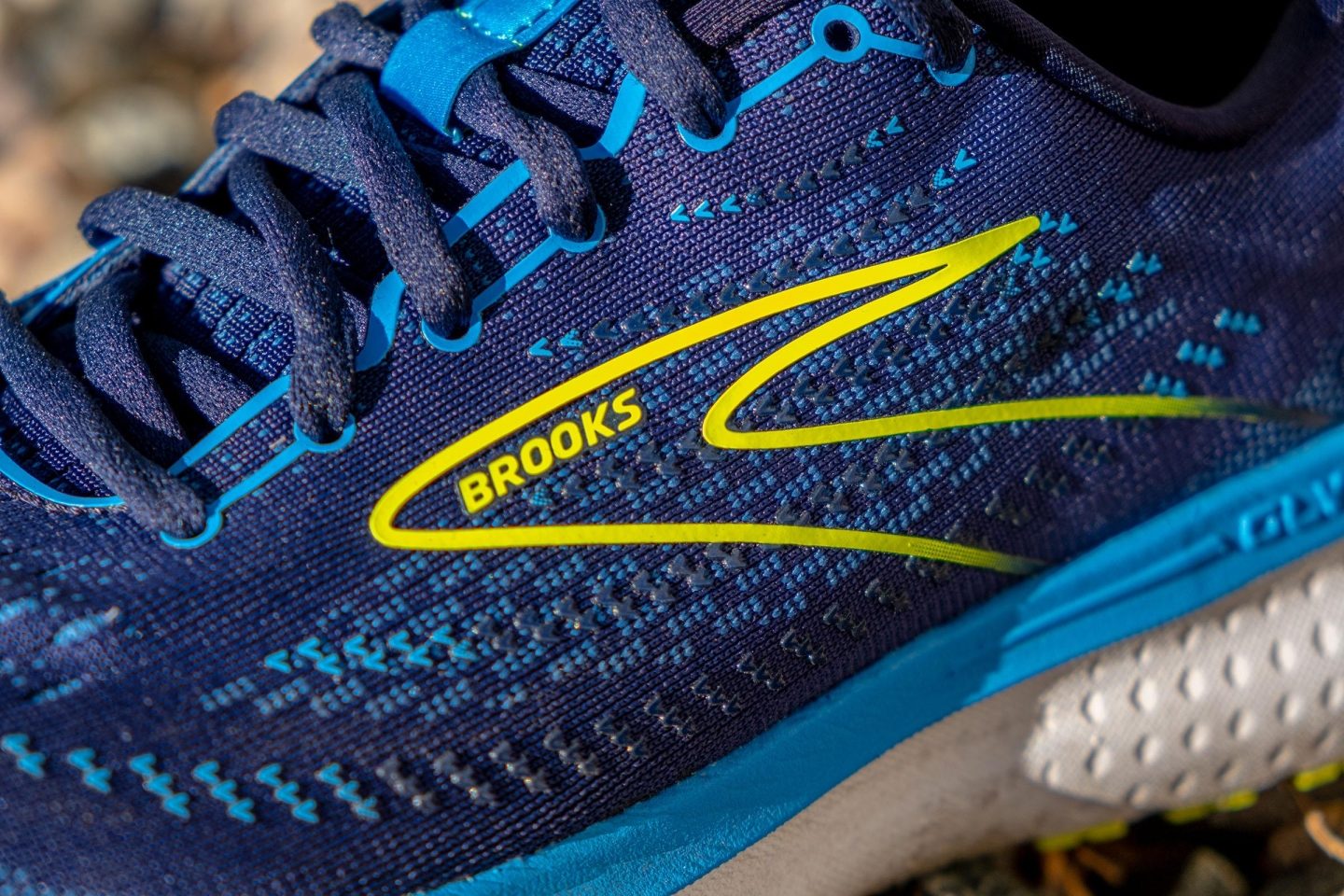Cut in half Brooks Glycerin 19 Review RunRepeat