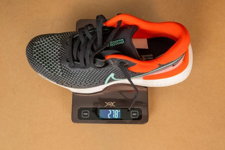 zoomx invincible weight