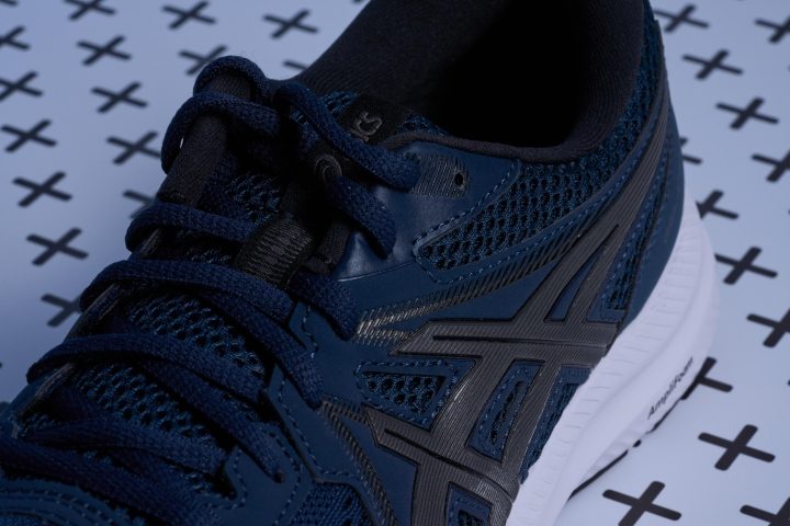 ASICS Gel Contend 7 lacing