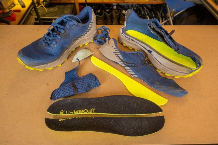 AspennigeriaShops  Cut in half: zapatillas de running Saucony