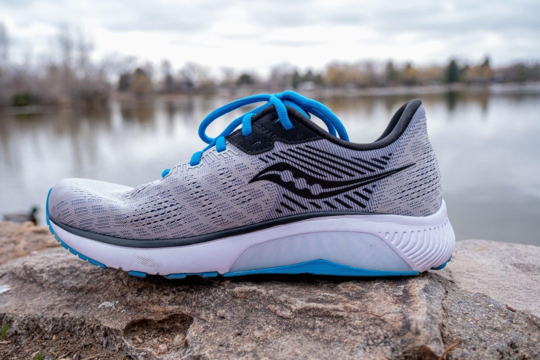 Cut in half: Saucony Guide 14 Review | RunRepeat