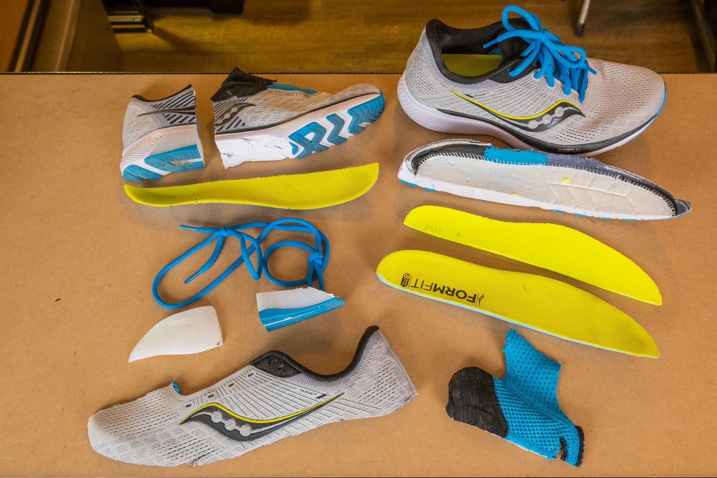 Cut in half: Saucony Guide 14 Review | RunRepeat