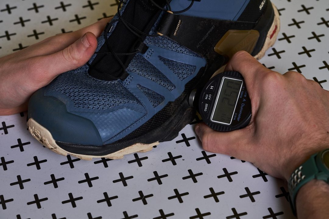 salomon x ultra spikes