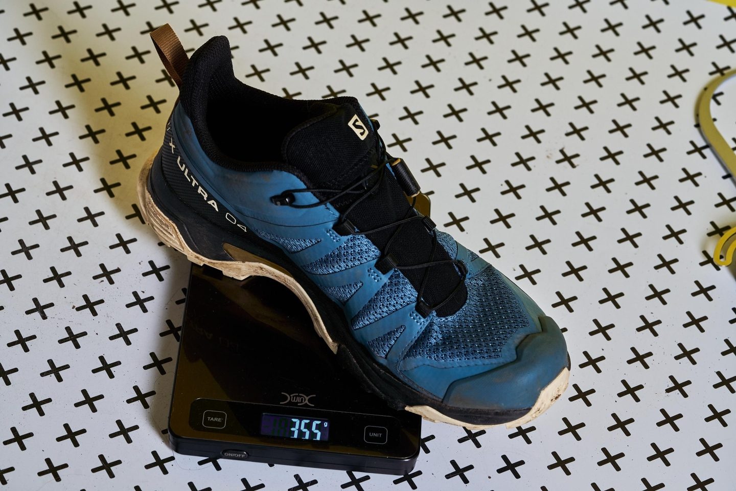 Cut in half: Salomon X Ultra 4 Review | RunRepeat