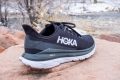 zapatillas de running HOKA ONE ONE apoyo talón más de 100 in black