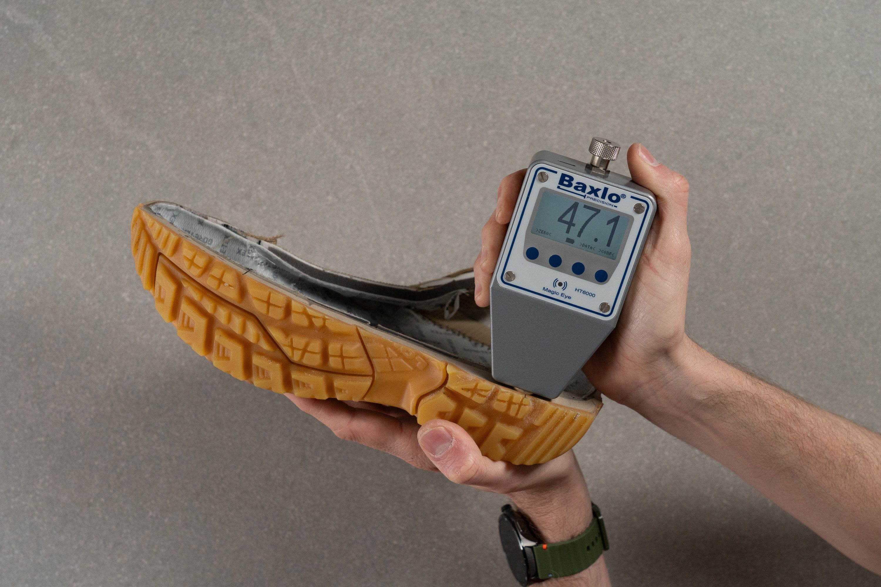 LOWA Zephyr GTX Mid Midsole softness