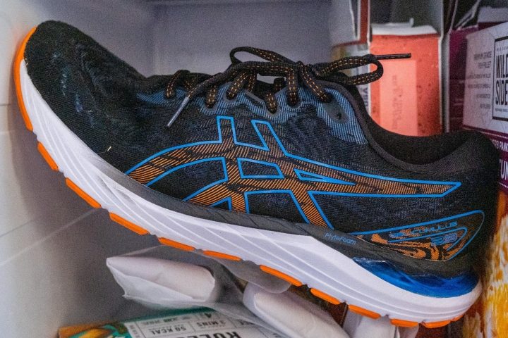 Cut in half ASICS Gel Cumulus 23 Review RunRepeat