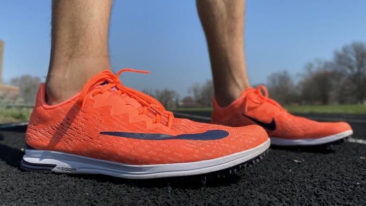 nike Miami Spike Flat in red