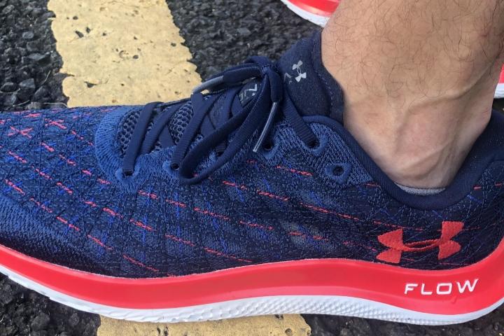 Tenis Under Armour Flow Velociti Wind Clrsft para hombre