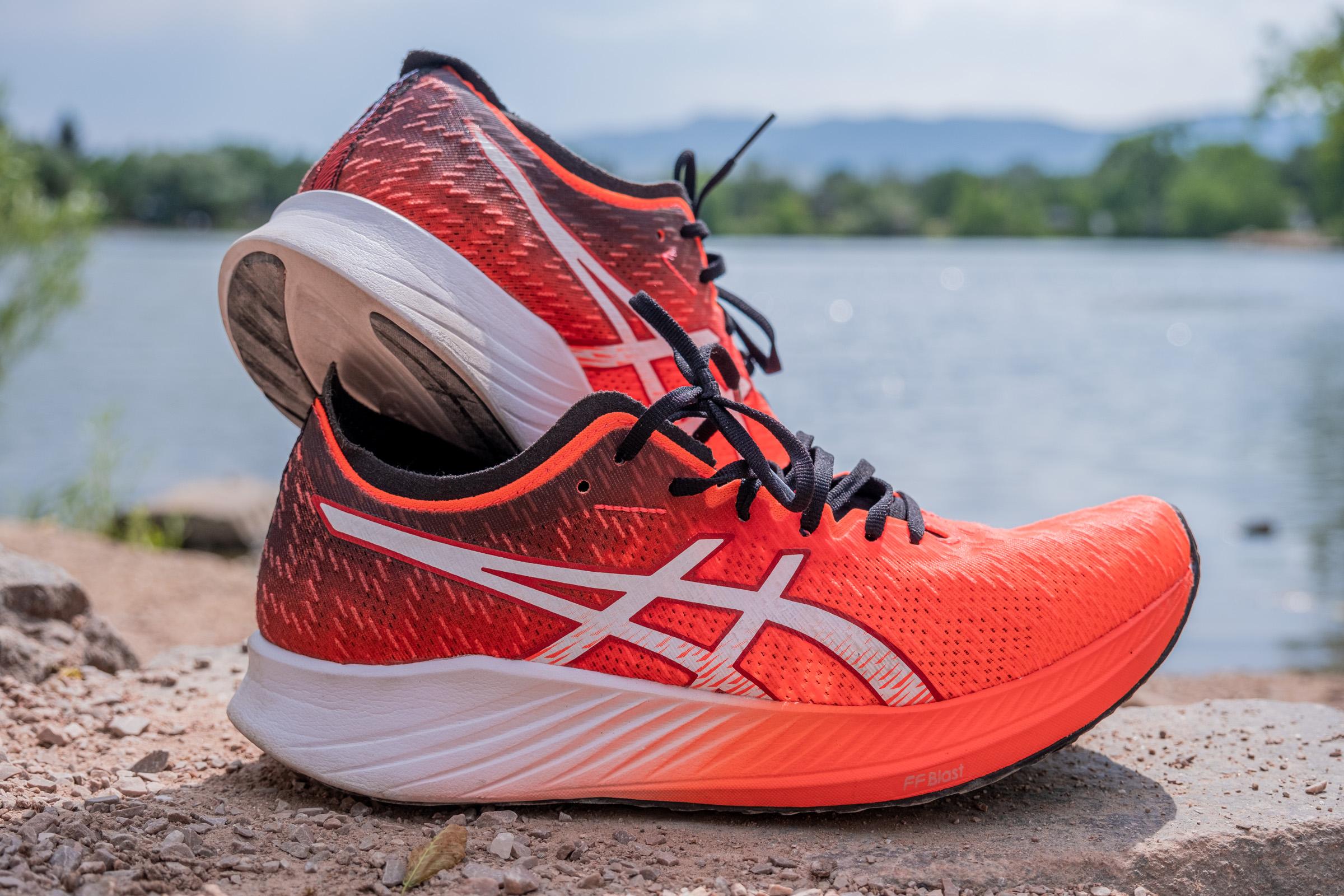 Cut in half: ASICS Magic Speed Review | RunRepeat