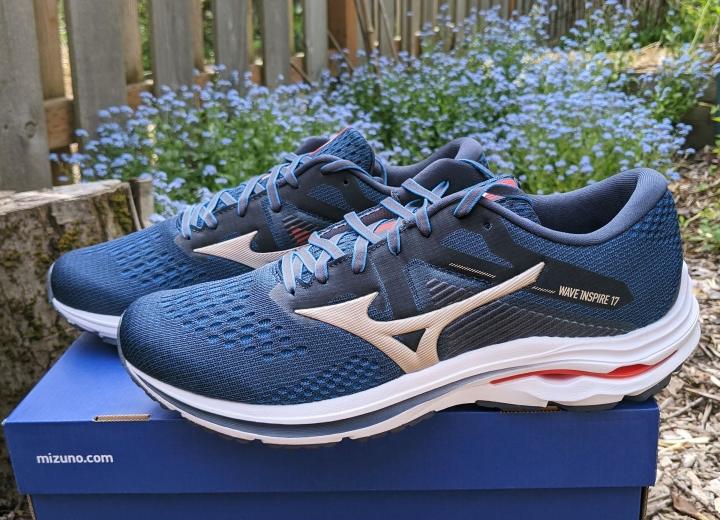 Mizuno Wave Inspire 17 Review, Facts, Comparison | RunRepeat