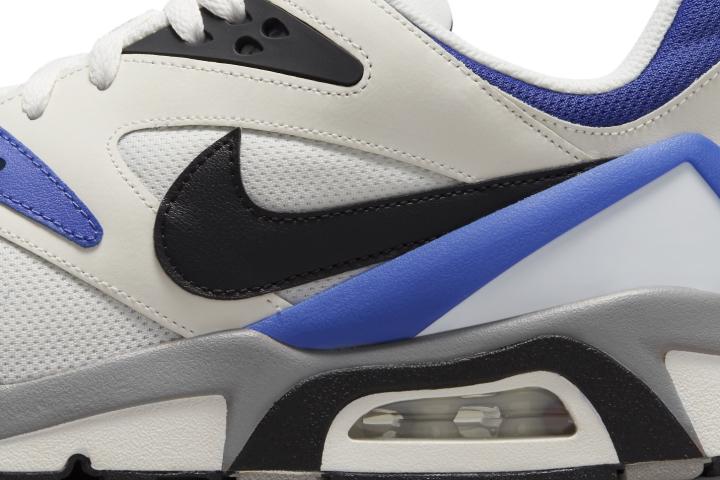 Nike Air Structure swoosh
