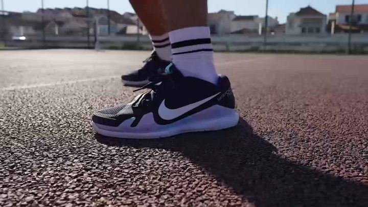 Nike Court Air Zoom Vapor Pro Hard Court Speed Tennis Shoe