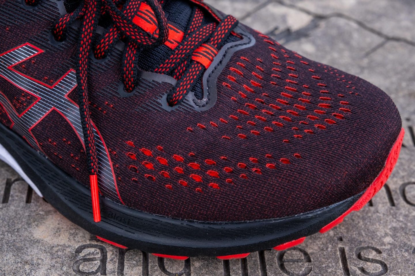 gel kayano 28 release date