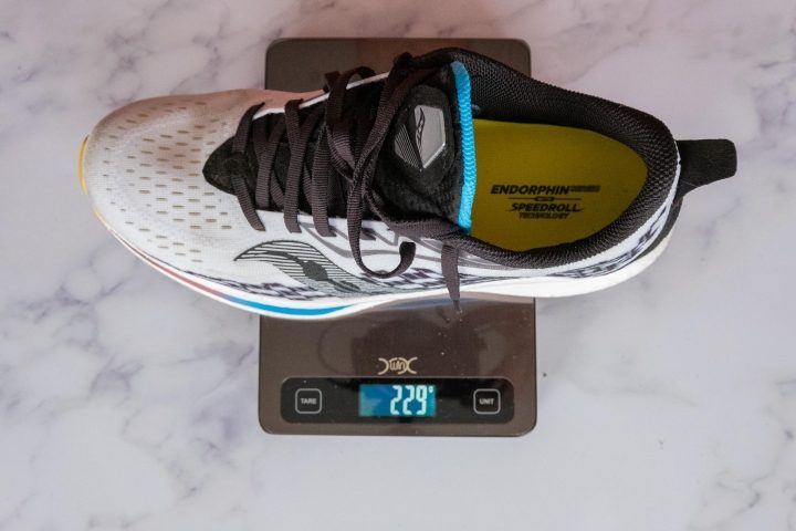 Peso de las Saucony Endorphin Speed 2