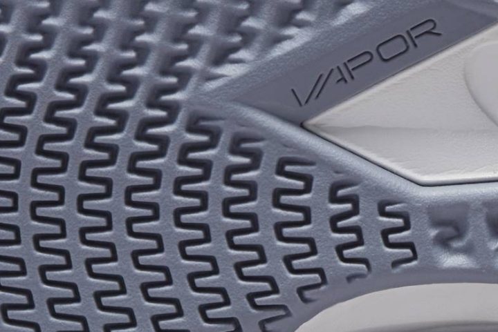 NikeCourt Vapor Lite grip