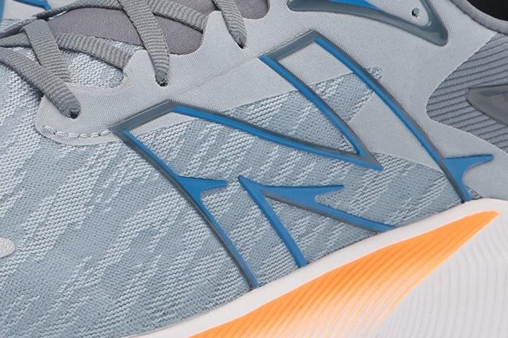 New Balance FuelCell Propel v3 Logo1