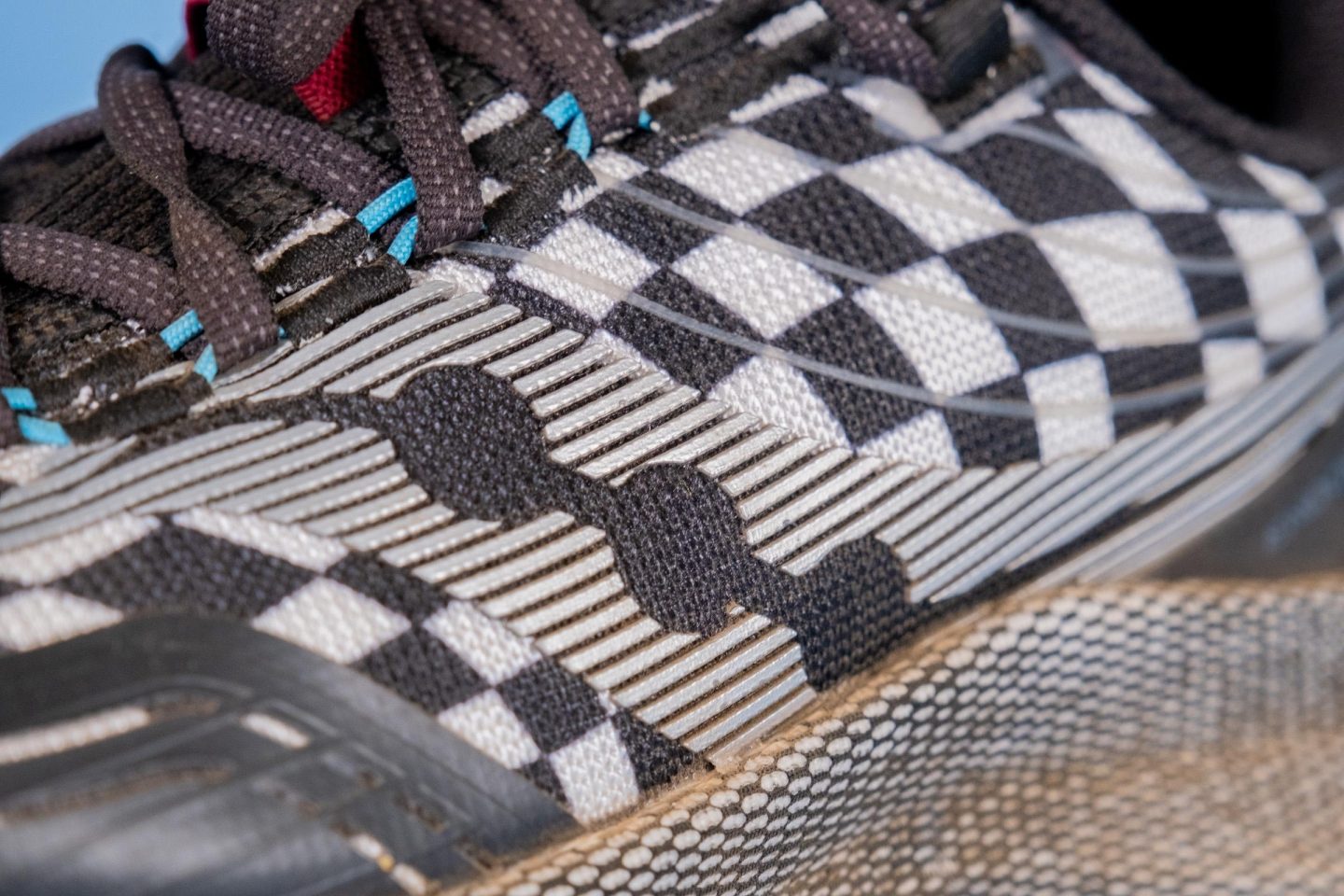 saucony endorphin trail release date