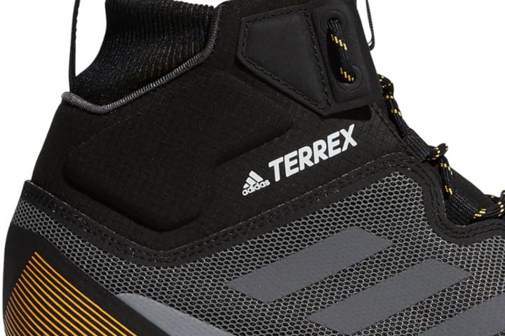 Adidas Terrex Skychaser LT Mid GTX sturdy hiker 
