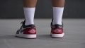 Air Jordan 1 Low Lateral stability test