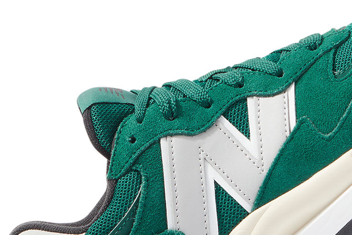 Funda resistente New Balance 57/40