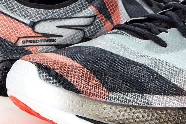 Skechers GOrun Speed Freek Logo2