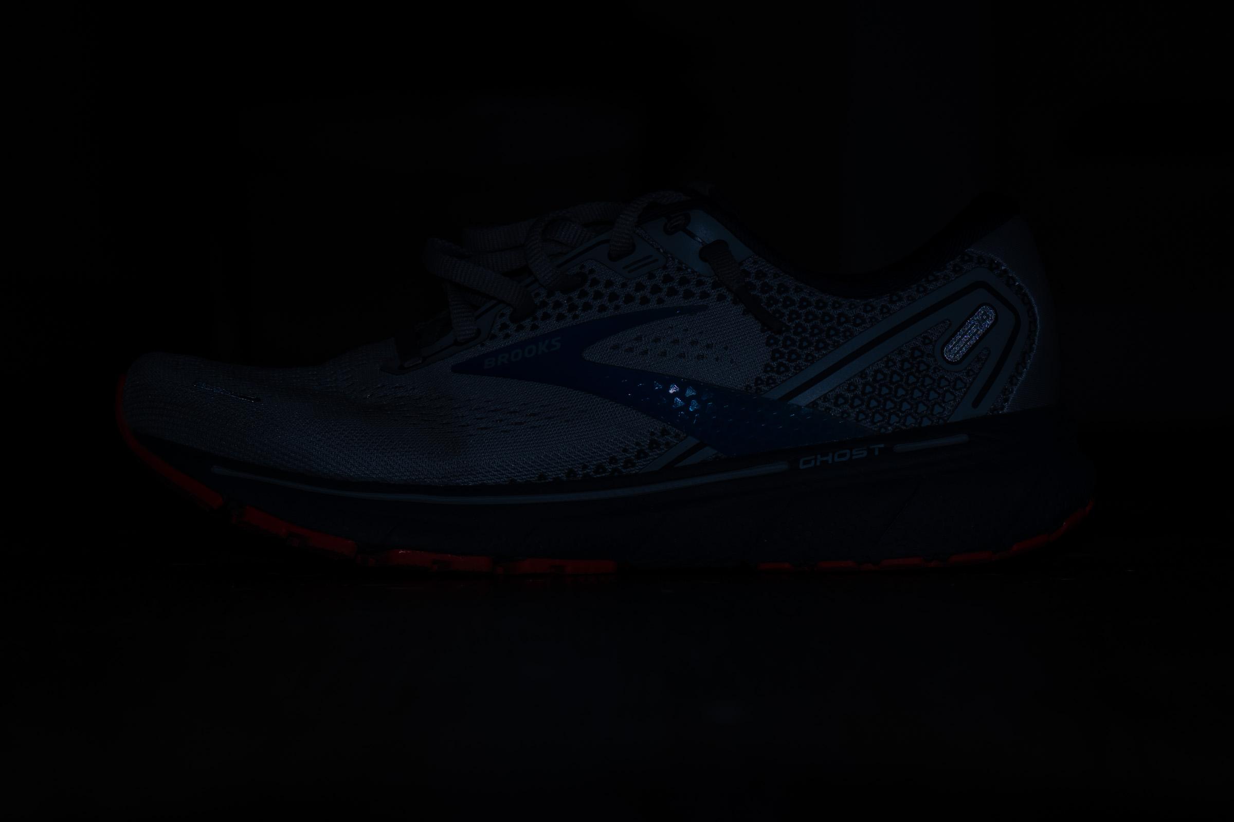 Brooks-Ghost-14-No-Reflective-Side.jpg