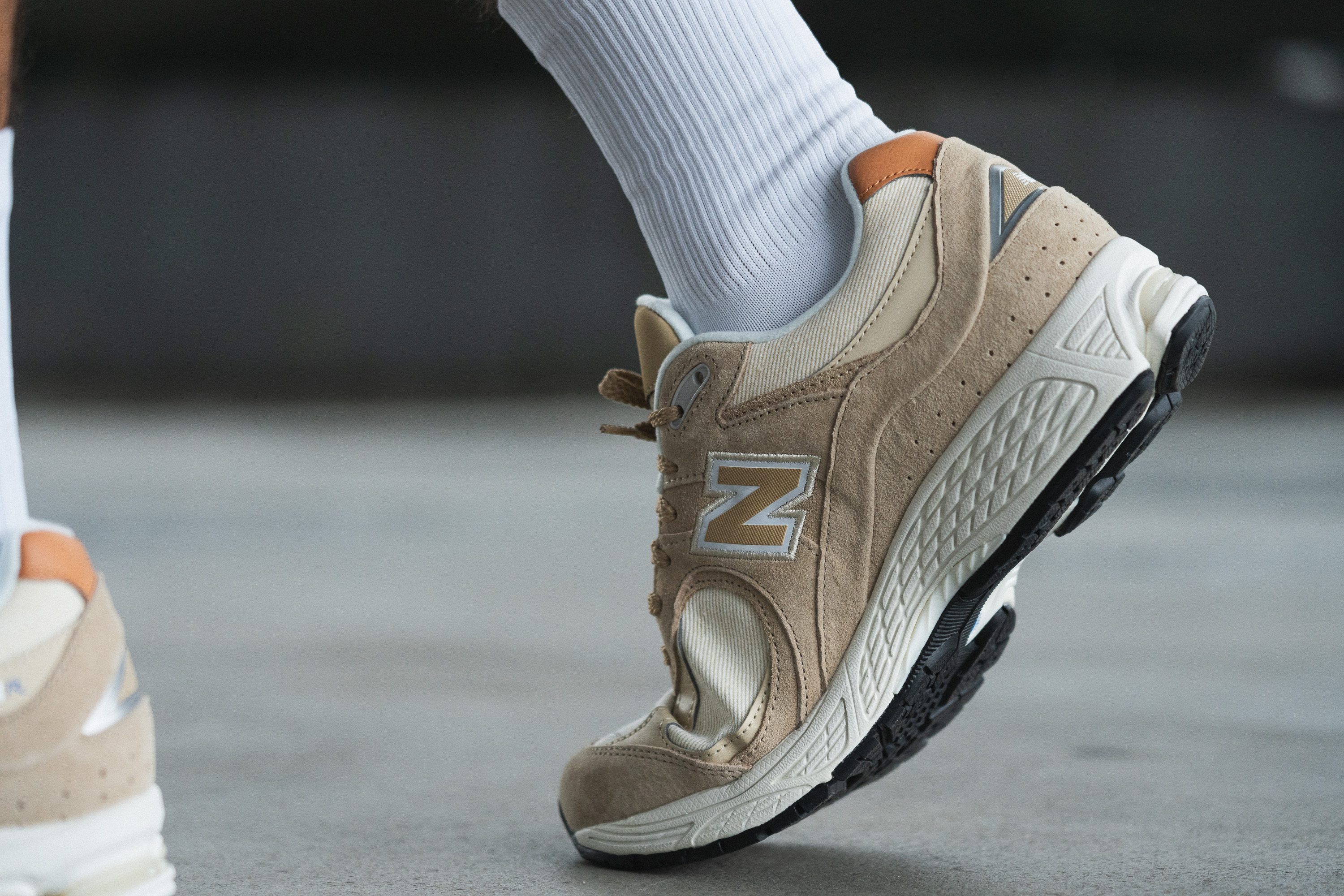 Cortadas por la mitad Analisis y review de las New Balance 2002R 2024 RunRepeat