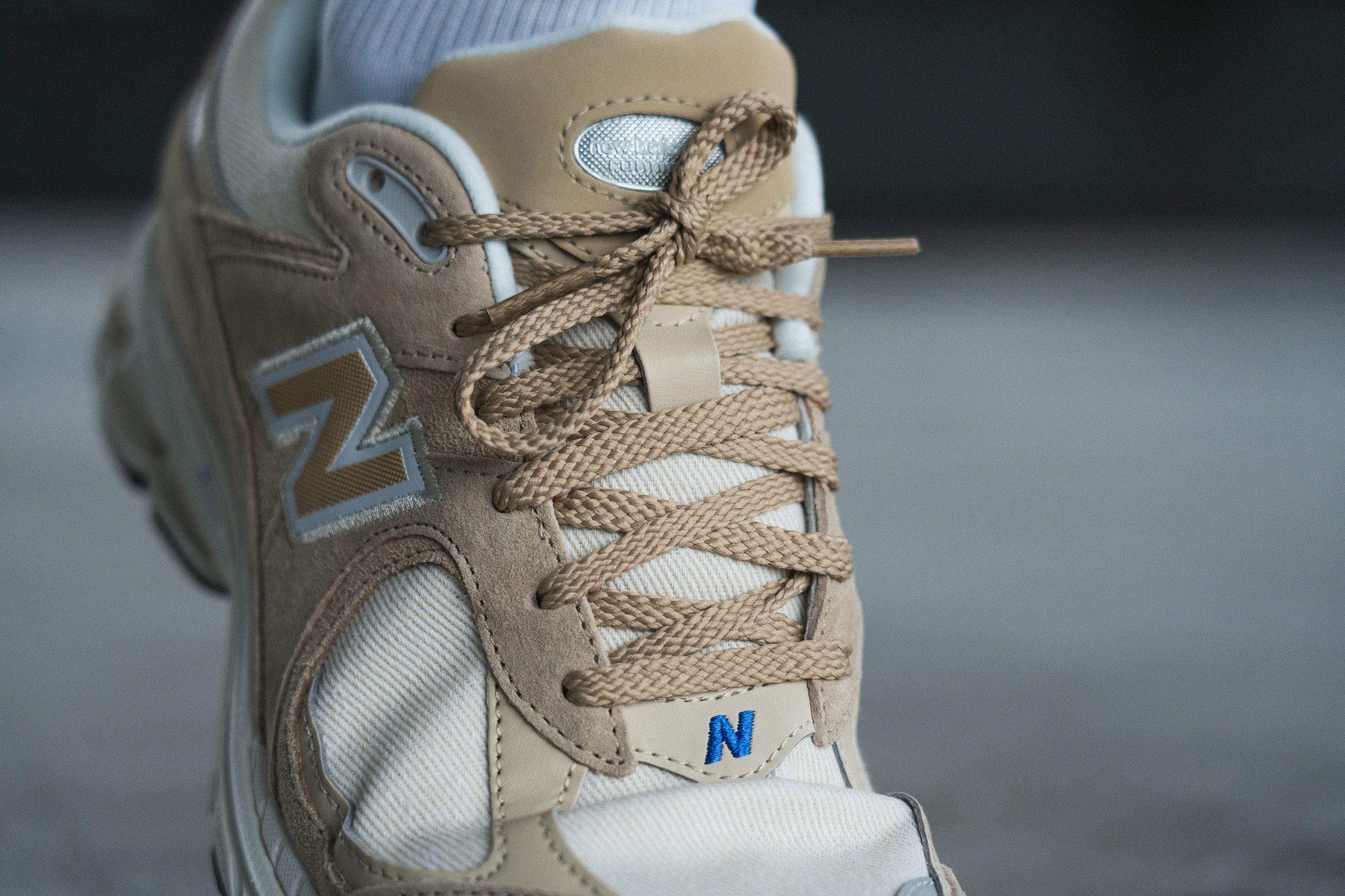 New Balance 2002R_25