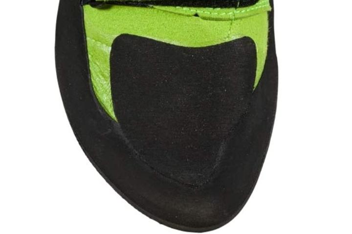 This offering is a moderately downturned climbing shoe just like the Kubo. The toebox