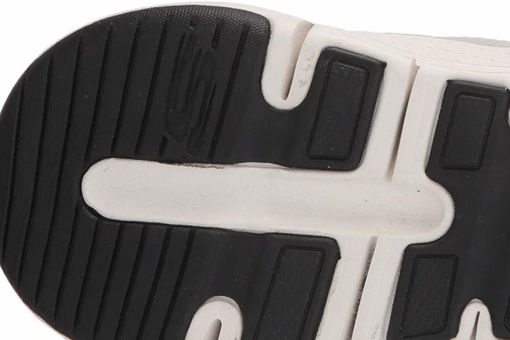 Skechers Arch Fit - Titan outsole