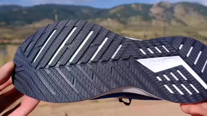 Brooks Levitate 5 Features