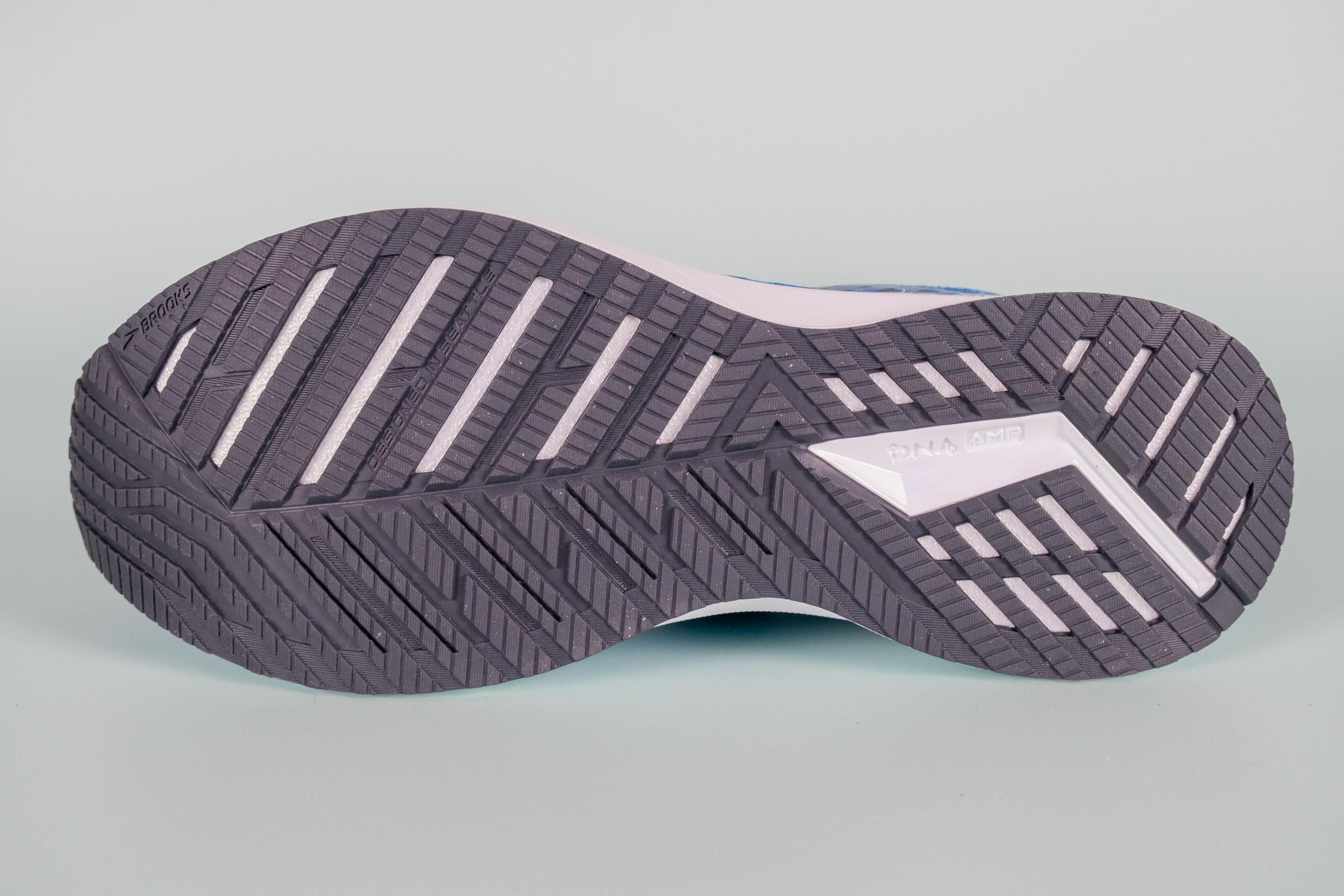 Brooks-Levitate-5-Outsole.jpg