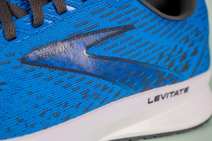 Brooks Levitate 5 upper lateral