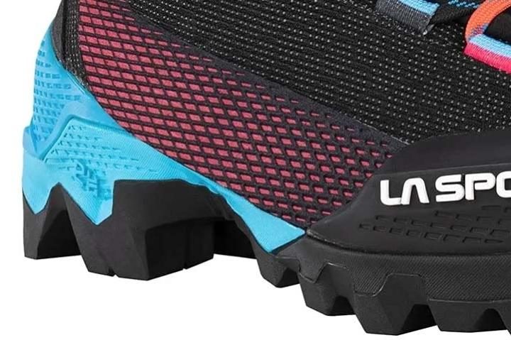 La Sportiva Aequilibrium ST GTX offers sufficient balance Solid stopping power on descents