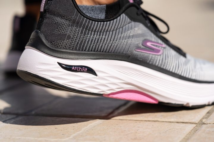 Max Cushioning Arch Fit - Stability
