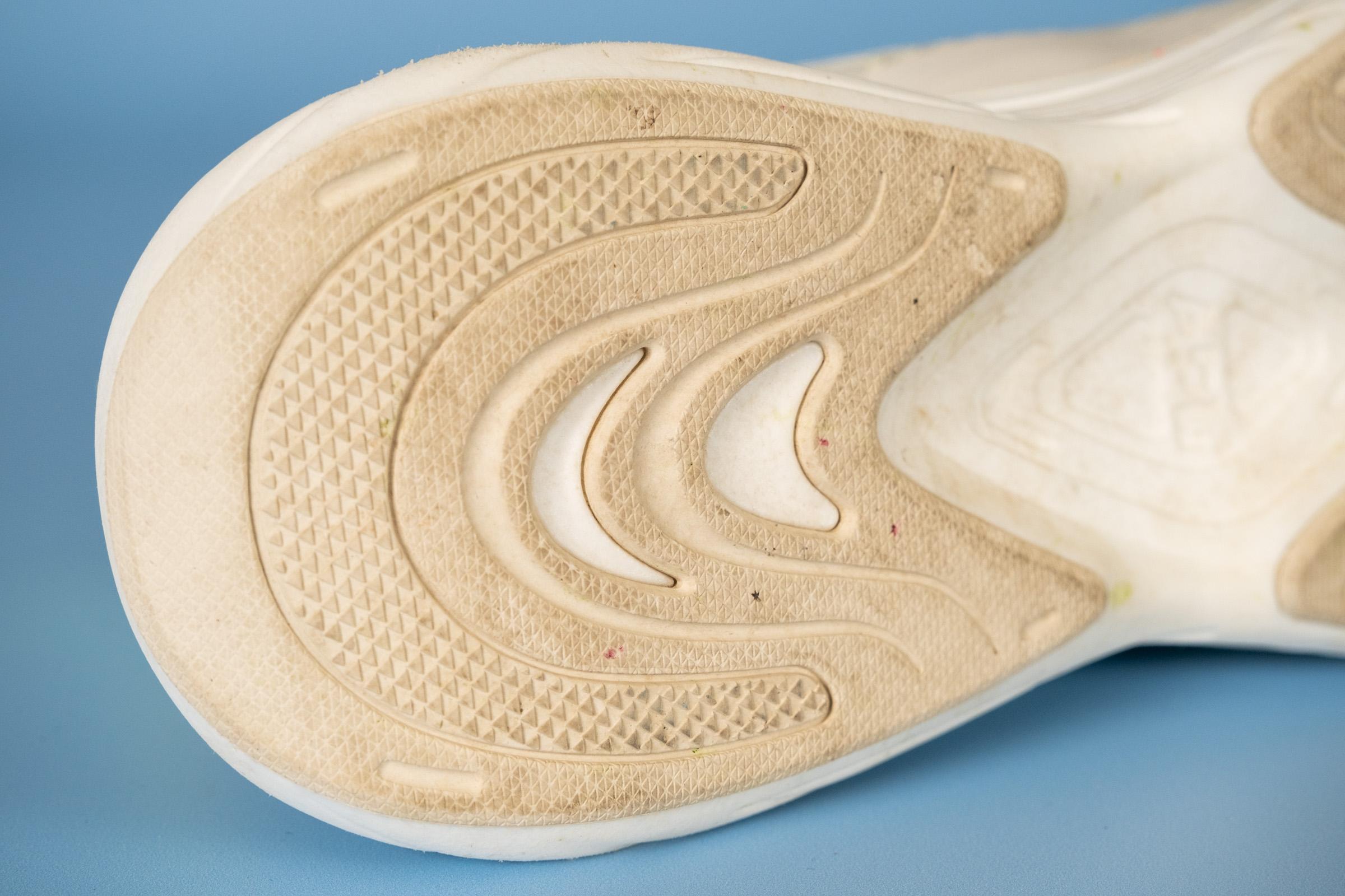 APL Streamline Outsole Heel.jpg